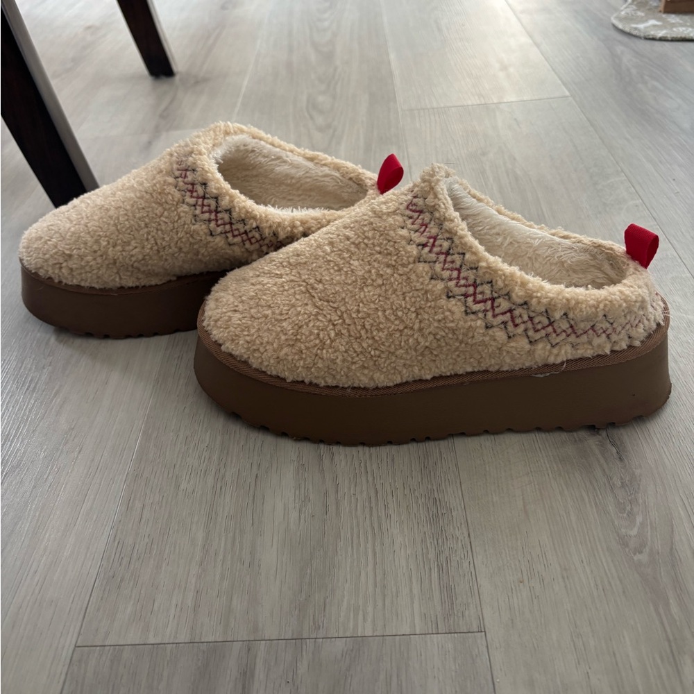 Cozy Cream and Brown Fleece Slippers